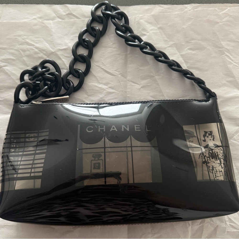 Chanel Coco Window Pochette - Picture 6 of 13